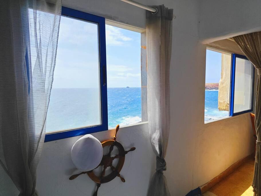 La Casa Con Terraza Privada Sobre El Mar Villa Телде Екстериор снимка