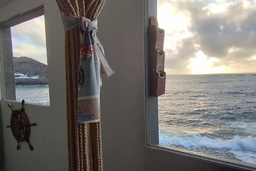 La Casa Con Terraza Privada Sobre El Mar Villa Телде Екстериор снимка