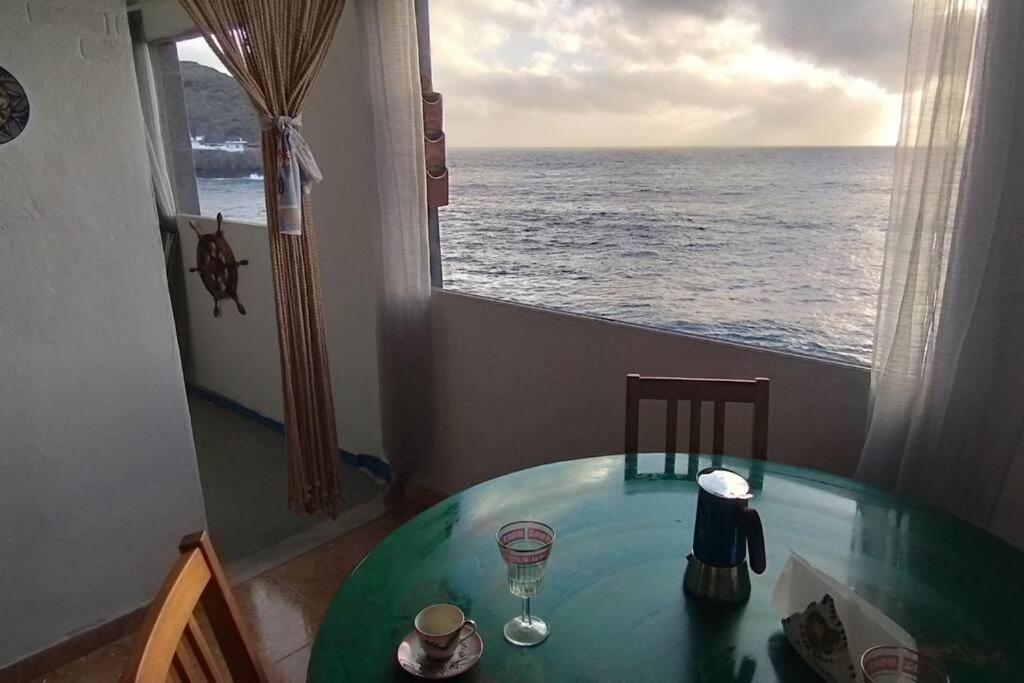 La Casa Con Terraza Privada Sobre El Mar Villa Телде Екстериор снимка